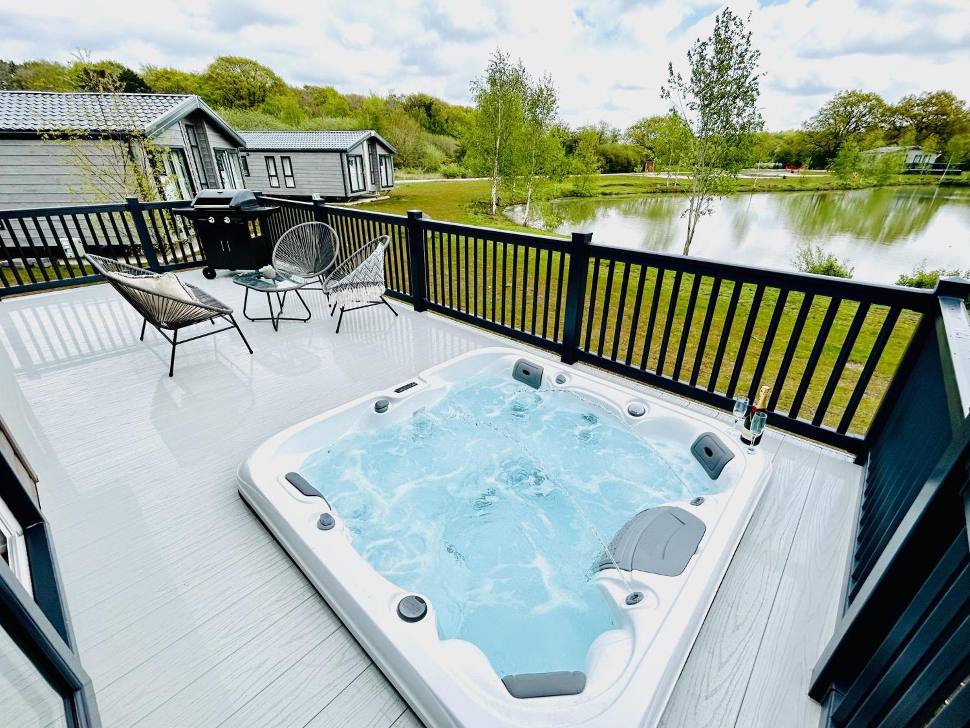 Ella Lodge Линкольн Экстерьер фото